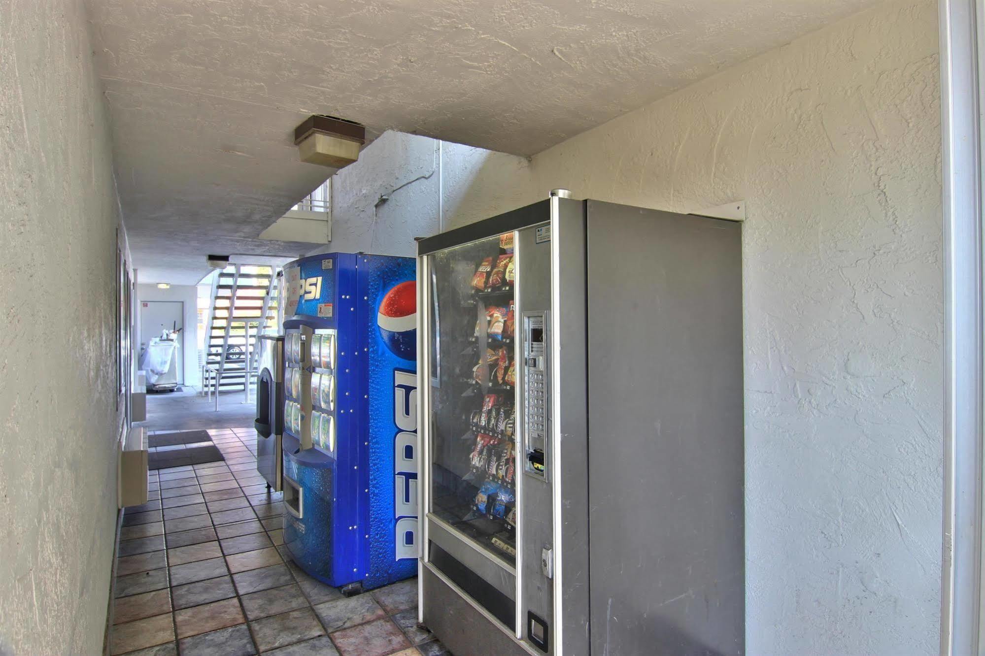 Motel 6-Sacramento, Ca - Old Sacramento North ภายนอก รูปภาพ